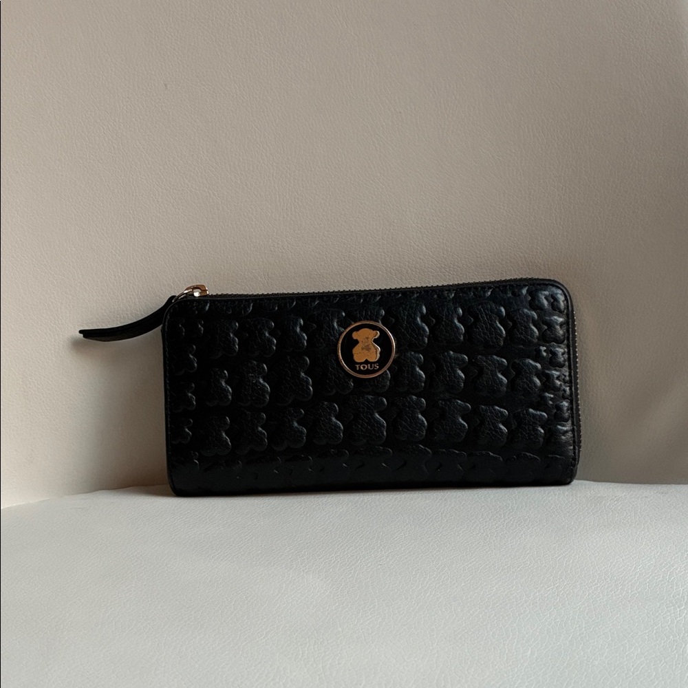 Tous Black Quilted Wallet with Gold Accent